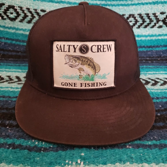 Salty Crew Gone Fishing Snap 